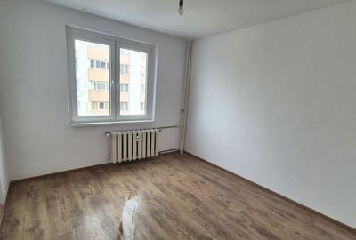 Apartament cu 3 camere 70,55 mp, bloc an 1980- Gorjului - 2