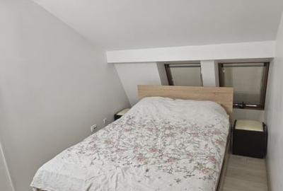 Apartament de vanzare la mansarda, 62mp utili, zona Vasile Aaron - 2