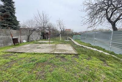 Casa de vanzare cu teren generos - 13