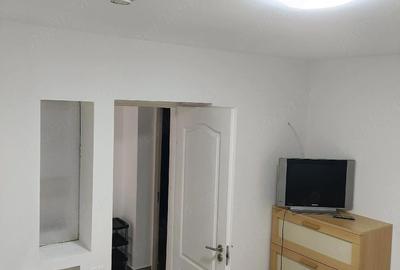 Casă cu Teren 100 Mp în Vitan - 5