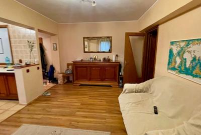 Apartament 4 camere,zona Centrala,etaj 2 - 6