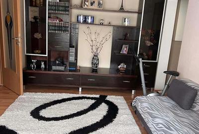 Apartament cu 2 camere decomandat în Micro III - 6