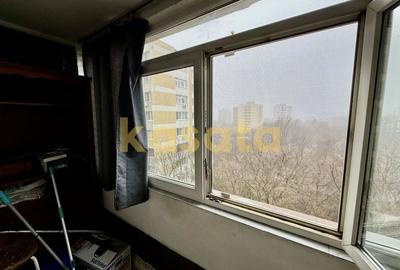 Apartament cu 2 camere circular în Titan - 4