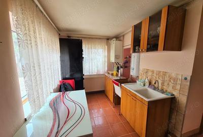 Casă cu 3 camere în Florești - 1