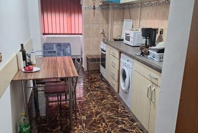 Apartament cu 2 camere decomandat în Central - 2