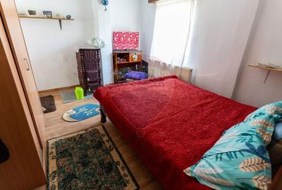 Casa / Vila cu 10 camere amplasate in 2 corpuri de cladire de vanzare - 20