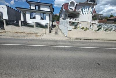 Spațiu comercial, în Central - 3