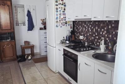 Ap 2 cam, zona Bucium, bloc nou - 7