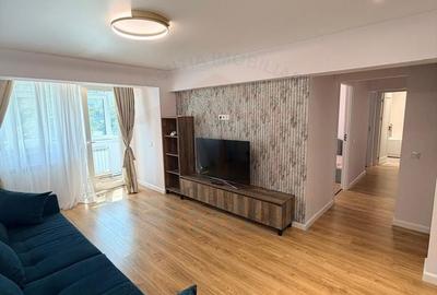 Apartament cu 3 camere în Micro 38 - 2