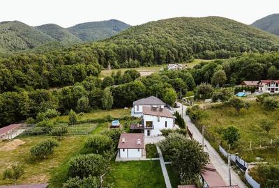 Vilă cu panoramă spectaculoasă asupra Munților Făgăraș - 8