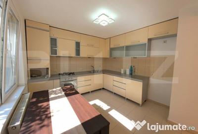 Casă cu 4 camere cu Teren 250 Mp în Central - 17