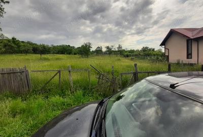 Teren de 2300 mp, în Valea Iașului
