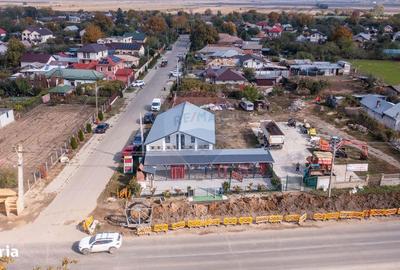 Spațiu comercial, de 350 mp, în Central - 4