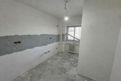 Apartament cu 3 camere în Doamna Ghica