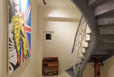 Casă cu 2 camere cu Teren 20 Mp în Central - 7