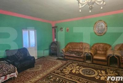 Casă cu 4 camere cu Teren 1000 Mp în Central - 1