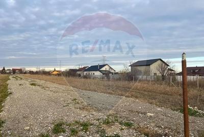 Teren de 4672 mp, în Câmpineanca - 8