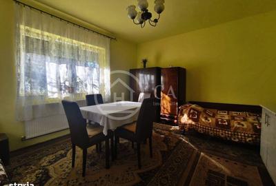 Casă cu 3 camere decomandat în Sântandrei - 1