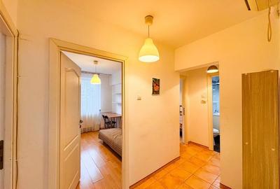 Apartament de vanzare 3 camere Tineretului - 20