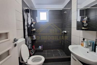 Duplex cu 5 camere cu Canalizare în Central - 19