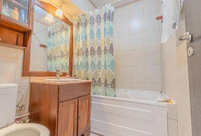 Apartament 3 camere | Piata Ovidiu | Vedere spre mare si port - 8