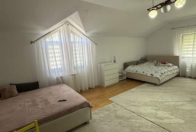 Casă cu 5 camere cu Teren 383 Mp în Central - 16