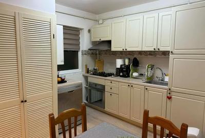 Apartament cu 2 camere semidecomandat în Florești