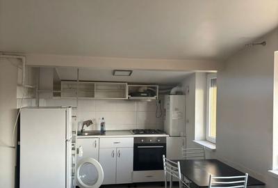 Apartament cu 3 camere decomandat în Giroc