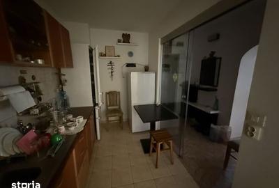Apartament cu 3 camere decomandat în Lacul Tei - 3