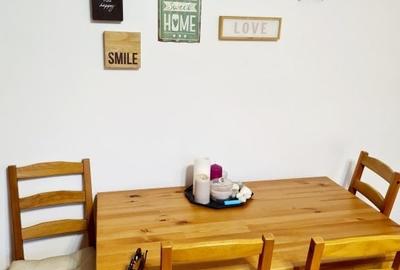 Apartament cu 3 camere semidecomandat, mobilat în Sala Palatului