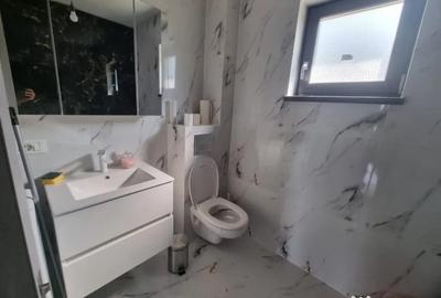 Casă cu 3 camere cu Canalizare în Central - 3