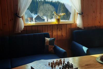 Casă cu 4 camere în Dealu Botii - 5