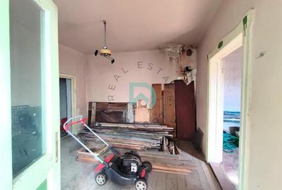 Casă individuală cu 4 camere cu Canalizare în Central - 37