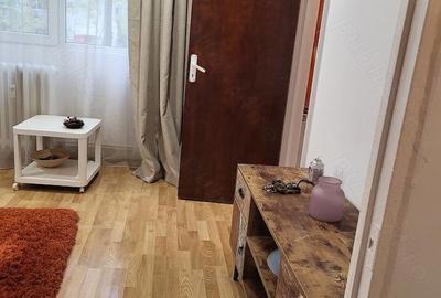 Garsonieră decomandată în Tei - 3