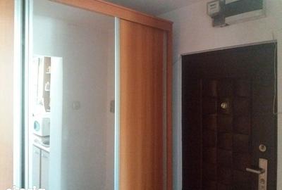 Apartament cu 3 camere decomandat în Drumul Taberei - 3