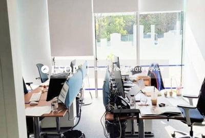 Spațiu comercial, de 500 mp, în Central - 3