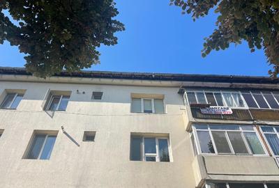 Apartament cu 3 camere semidecomandat în Central - 5