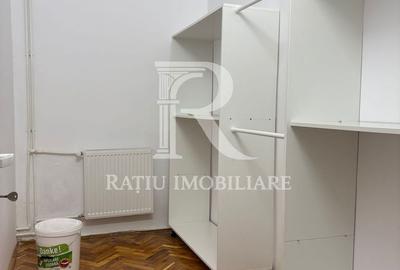 Apartament cu 3 camere decomandat în Iorga - 2