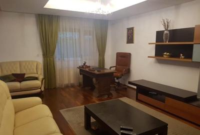 Apartament 3 camere de vanzare Herastrau