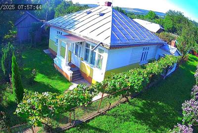 Casă cu 3 camere în Central - 1