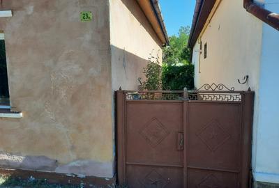Casă cu 3 camere în Vladimirescu - 2