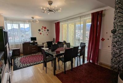 Apartament cu 3 camere decomandat, mobilat în Centrul Istoric