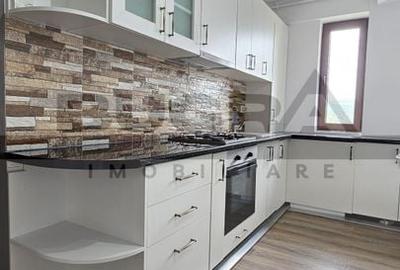 Apartament 3 camere, 100 mp, zona 7 Strazi - 3