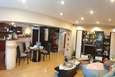 Apartament cu 3 camere decomandat în Republicii - 16