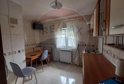 Apartament cu 2 camere decomandat în Central - 4