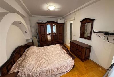 Apartament 3 camere, 72mp, etaj 2, zona fostul Tribunal - stradal - 3