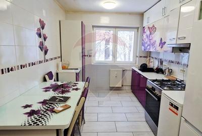 Apartament 2 camere,etaj 1, semidecomandat, balcon,zona centrala - 2