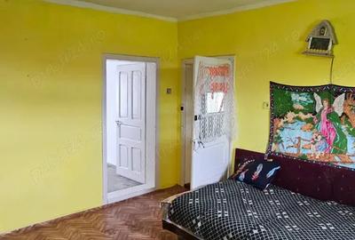 Casă cu 5 camere în Luciu - 10