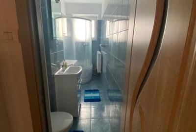 Dristor inchiriere garsoniera dec , bloc mixt - 13