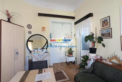 Armeneasca etaj vila 5 camere ,suprafata 183 mp, loc parcare - 28